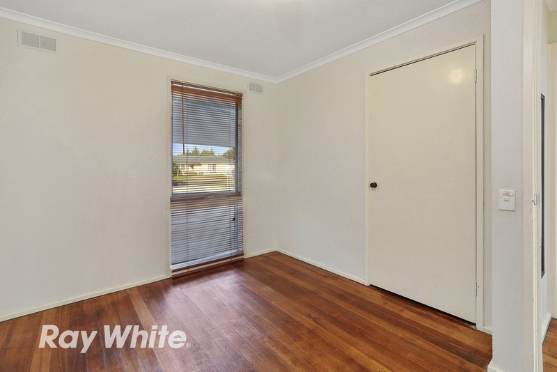 Photo - 1/70 Smeaton Close, Lara VIC 3212 - Image 11