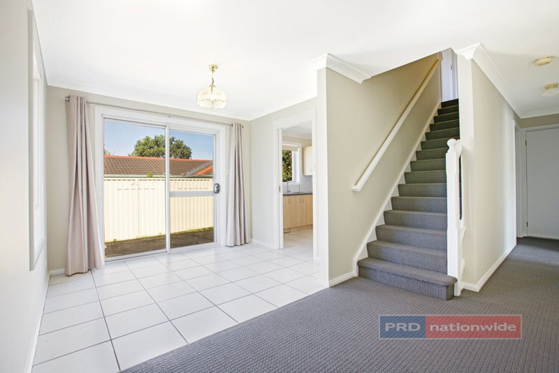 Photo - 1/70 Stafford Street, Kingswood NSW 2747 - Image 4