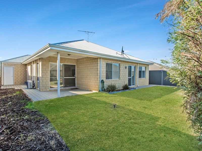 Photo - 170 Sunrise Boulevard, Wellard WA 6170 - Image 18