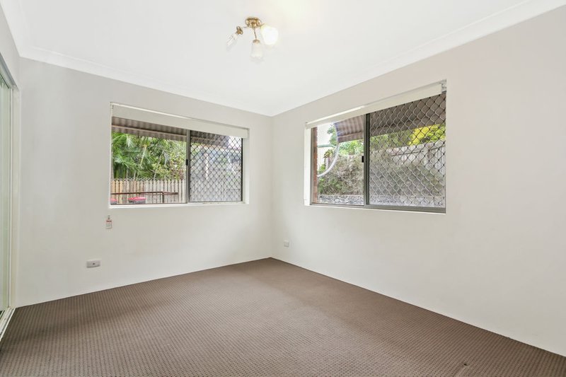 Photo - 1/70 Wellington Street, Coorparoo QLD 4151 - Image 6