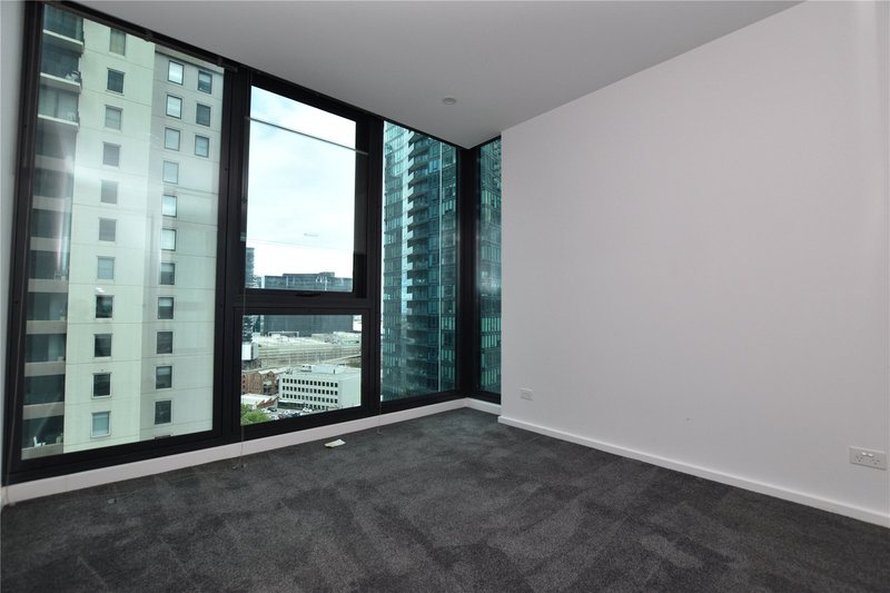 Photo - 1701/151 City Road, Southbank VIC 3006 - Image 6