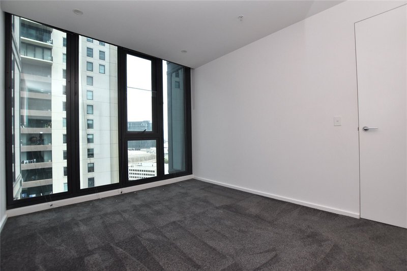 Photo - 1701/151 City Road, Southbank VIC 3006 - Image 8