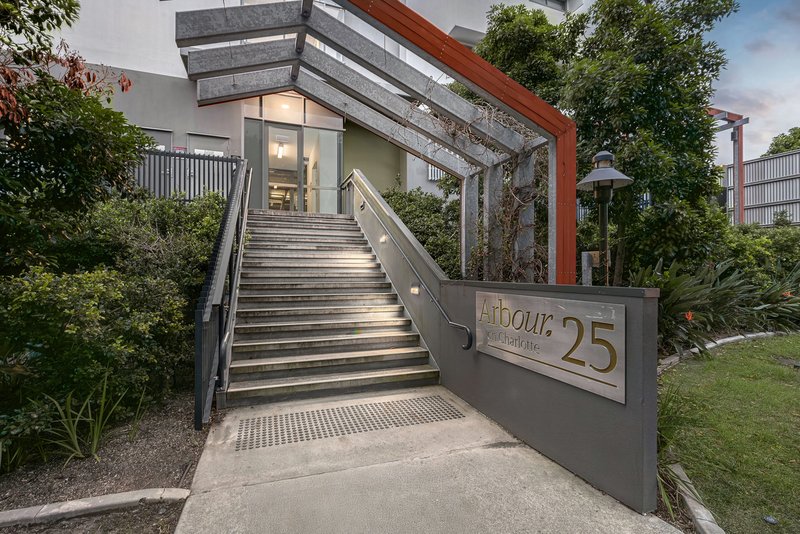 Photo - 1701/25 Charlotte Street, Chermside QLD 4032 - Image 12