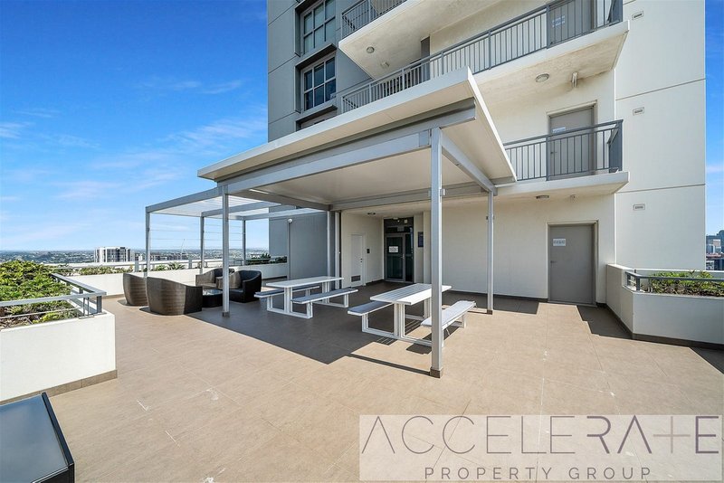 Photo - 1701/35 Campbell Street, Bowen Hills QLD 4006 - Image 19