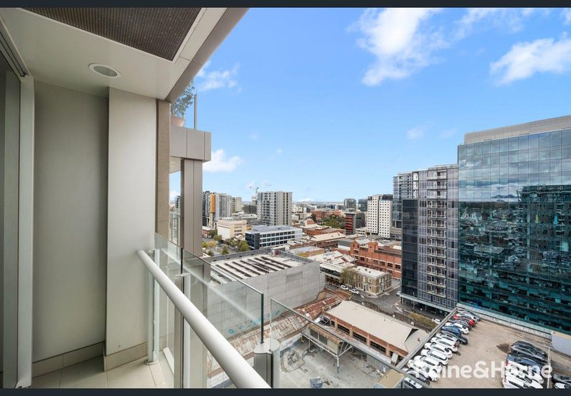 Photo - 1702/18 Rowlands Place, Adelaide SA 5000 - Image 9