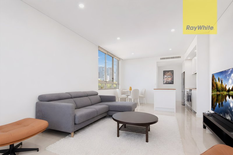 Photo - 1702/1A Morton Street, Parramatta NSW 2150 - Image 6