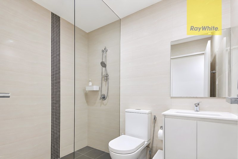 Photo - 1702/1A Morton Street, Parramatta NSW 2150 - Image 8