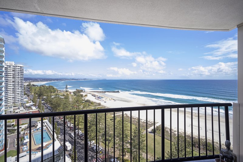 Photo - 1702/88 Marine Parade, Coolangatta QLD 4225 - Image 9