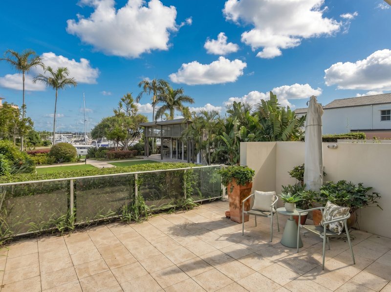 Photo - 1703/1 Rialto Quay Drive, Hope Island QLD 4212 - Image 19