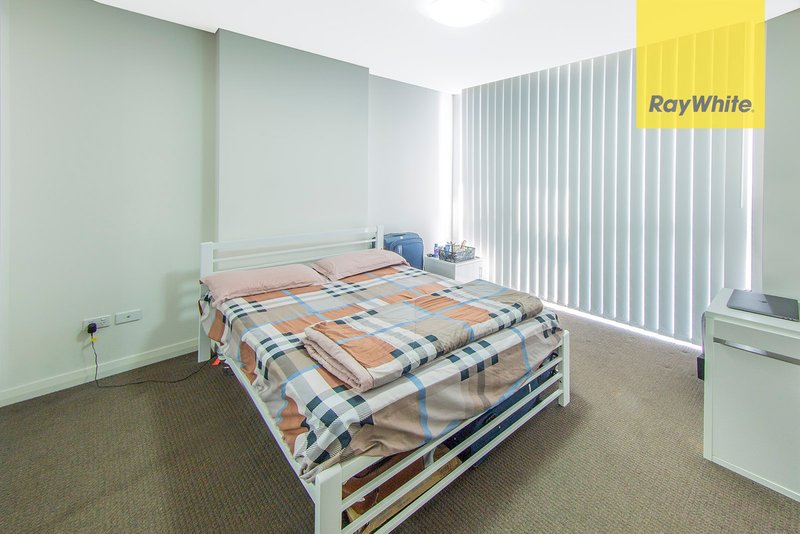 Photo - 1703/29 Hunter Street, Parramatta NSW 2150 - Image 3