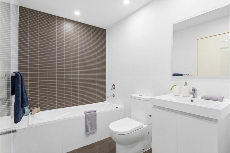 Photo - 1703/39 Rhodes Street, Hillsdale NSW 2036 - Image 7