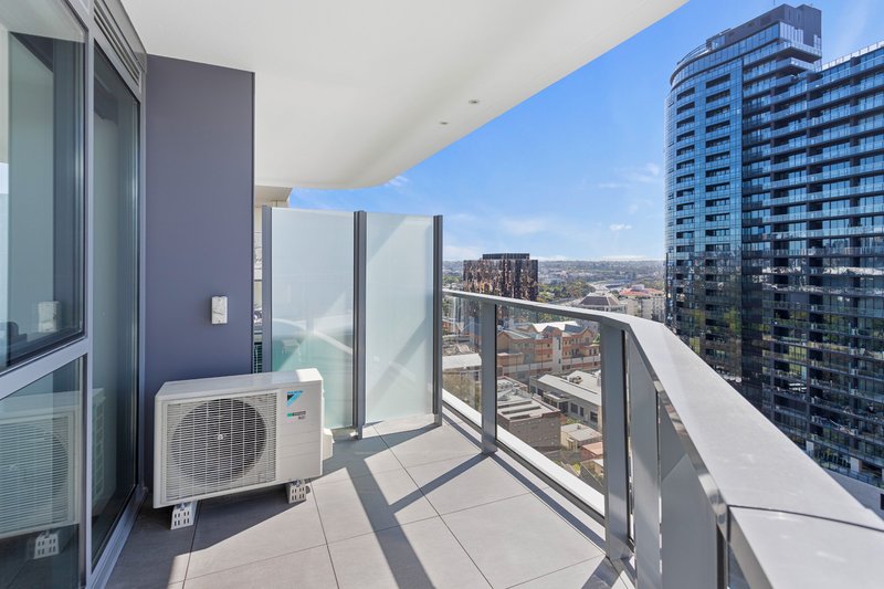 Photo - 1703/42-48 Claremont Street, South Yarra VIC 3141 - Image 5
