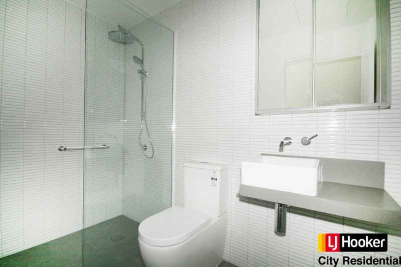 Photo - 1703/65 Dudley Street, West Melbourne VIC 3003 - Image 4