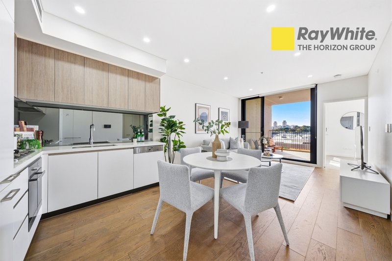 Photo - 1703/8 Kingsborough Way, Zetland NSW 2017 - Image 5
