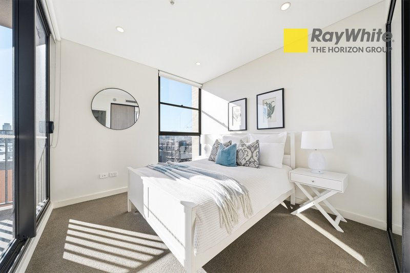 Photo - 1703/8 Kingsborough Way, Zetland NSW 2017 - Image 7