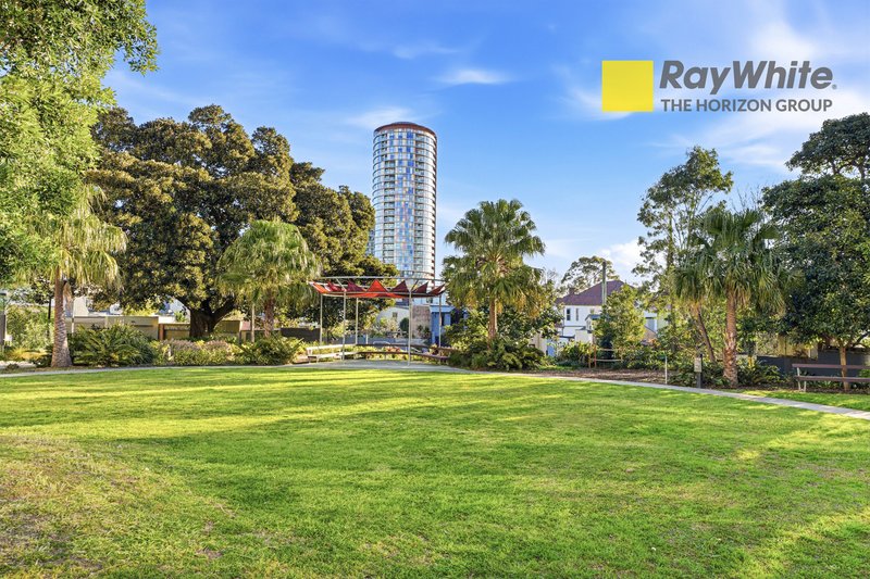 Photo - 1703/8 Kingsborough Way, Zetland NSW 2017 - Image 19