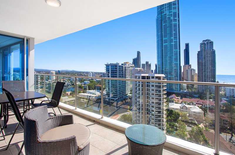 Photo - 1704/18 Enderley Avenue 'Artique' , Surfers Paradise QLD 4217 - Image 5