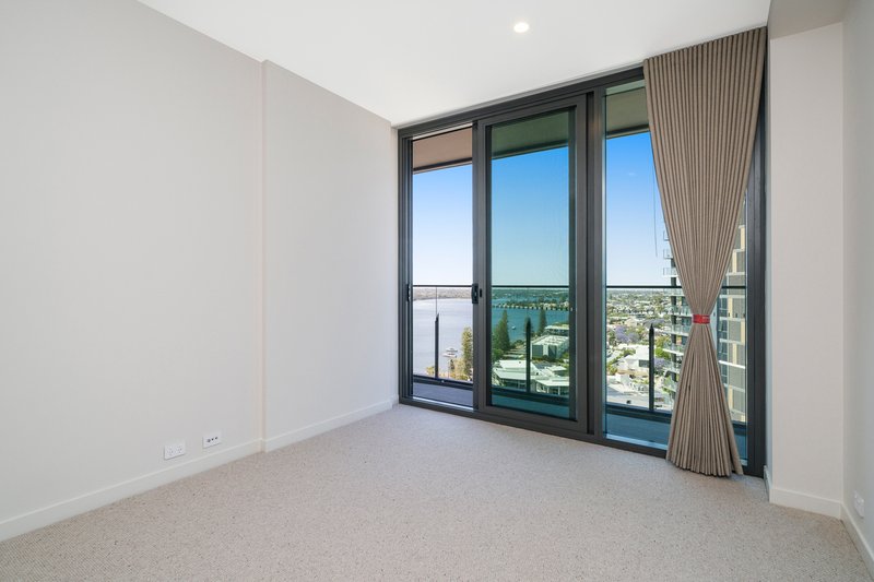 Photo - 1705/3 Kintail Road, Applecross WA 6153 - Image 18