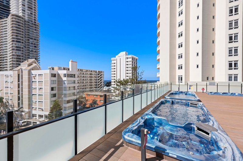 Photo - 1706/22 View Avenue, Surfers Paradise QLD 4217 - Image 9