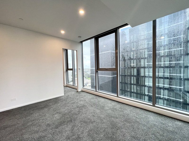 Photo - 1706/81 City Road, Southbank VIC 3006 - Image 3