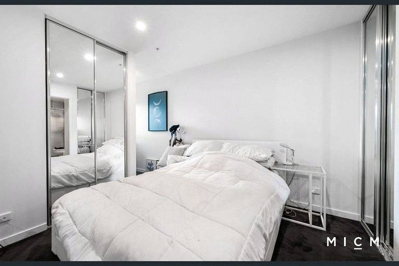 Photo - 1706/89 Gladstone Street, South Melbourne VIC 3205 - Image 5