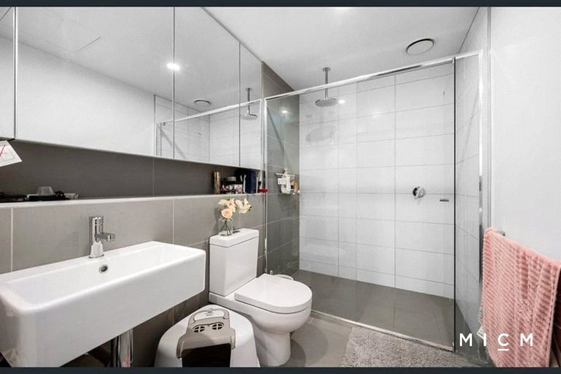 Photo - 1706/89 Gladstone Street, South Melbourne VIC 3205 - Image 8