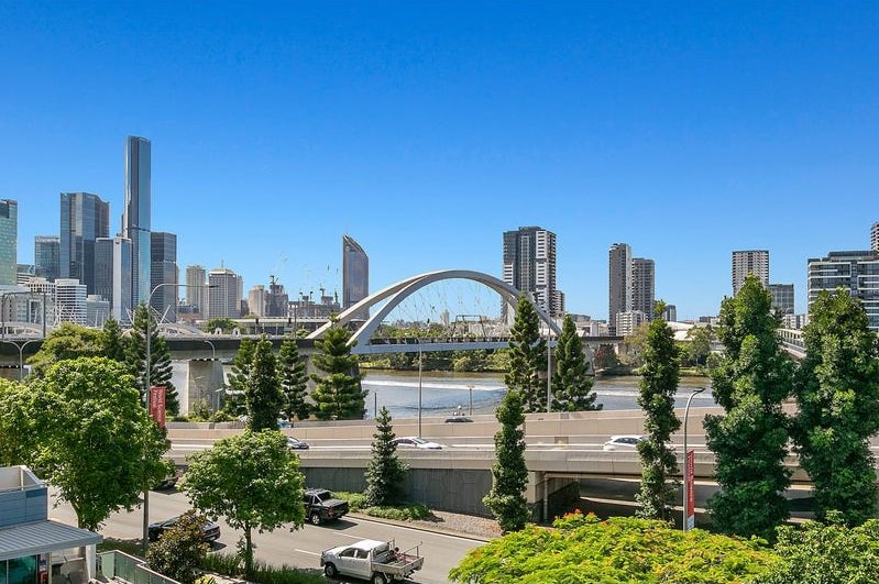 Photo - 1706/92-100 Quay Street, Brisbane City QLD 4000 - Image 8