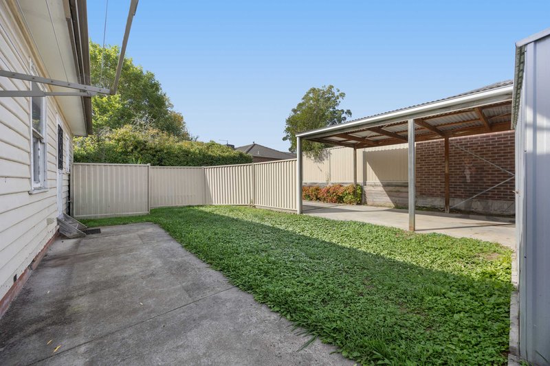 Photo - 1/707 Humffray Street South, Mount Pleasant VIC 3350 - Image 8