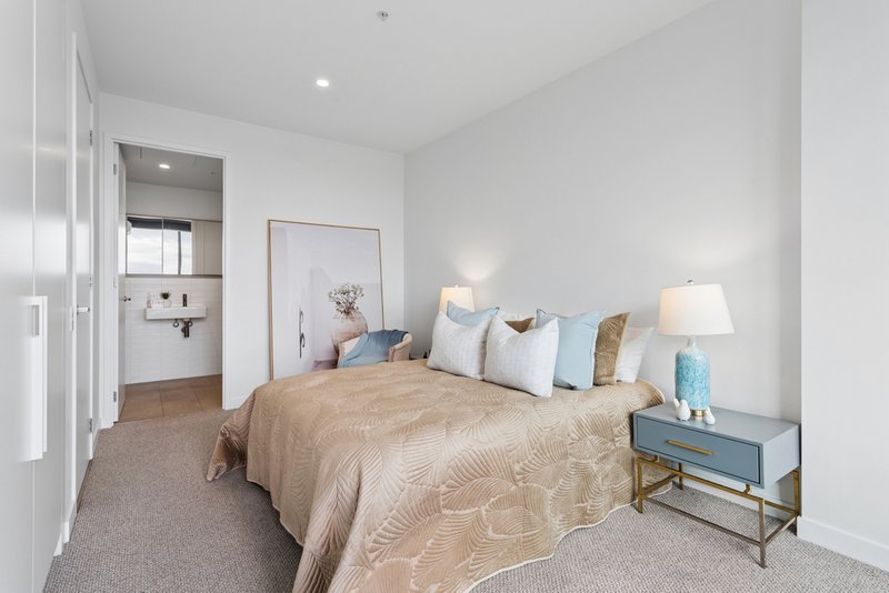 Photo - 1707/17 Penny Place, Adelaide SA 5000 - Image 12