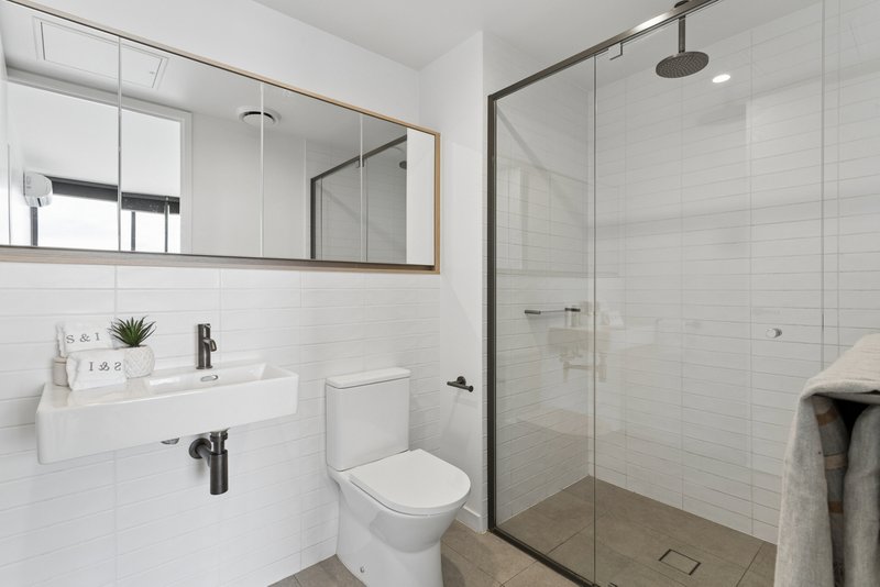 Photo - 1707/17 Penny Place, Adelaide SA 5000 - Image 14