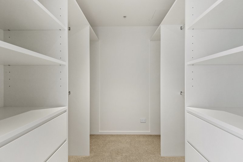 Photo - 1708/116 Laver Drive, Robina QLD 4226 - Image 7