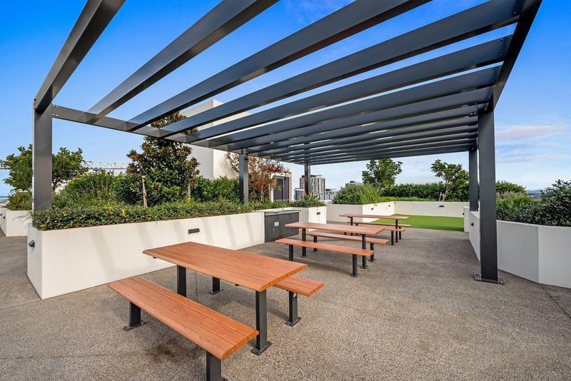Photo - 1708/228 Pitt Street, Merrylands NSW 2160 - Image 11