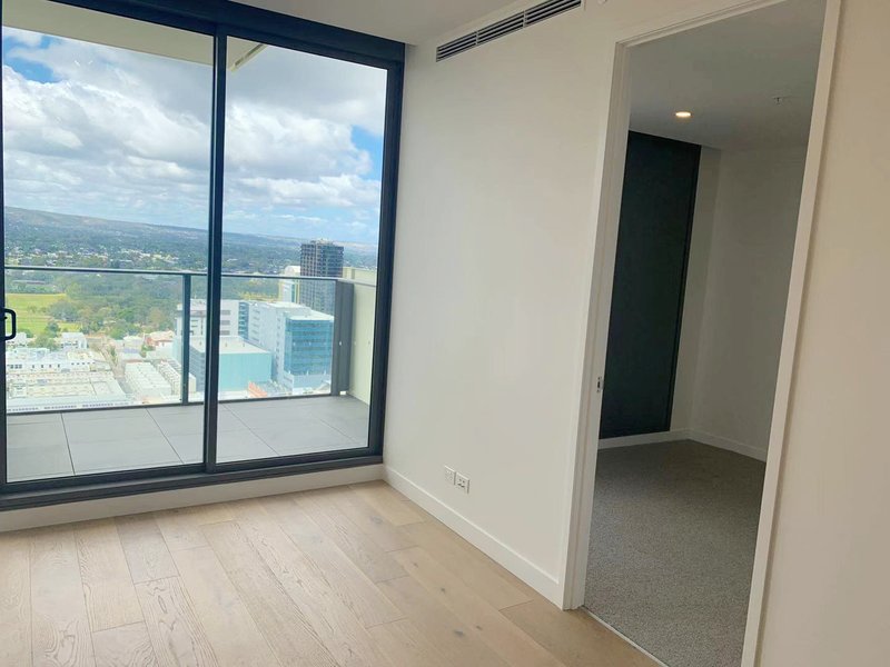 Photo - 1708/29 Angas Street, Adelaide SA 5000 - Image 6