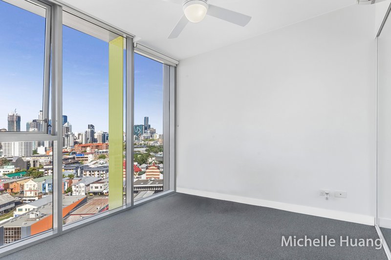 Photo - 1708/348 Water Street, Fortitude Valley QLD 4006 - Image 5