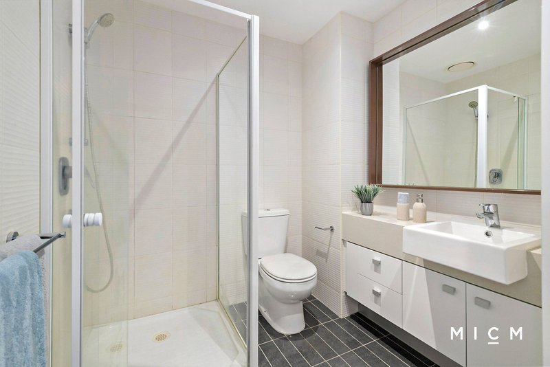 Photo - 1708/63 Whiteman Street, Southbank VIC 3006 - Image 8