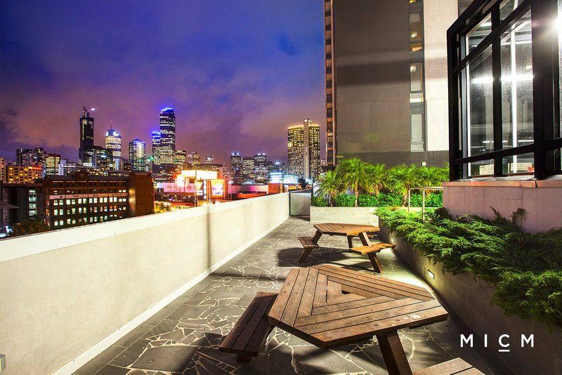 Photo - 1708/63 Whiteman Street, Southbank VIC 3006 - Image 13