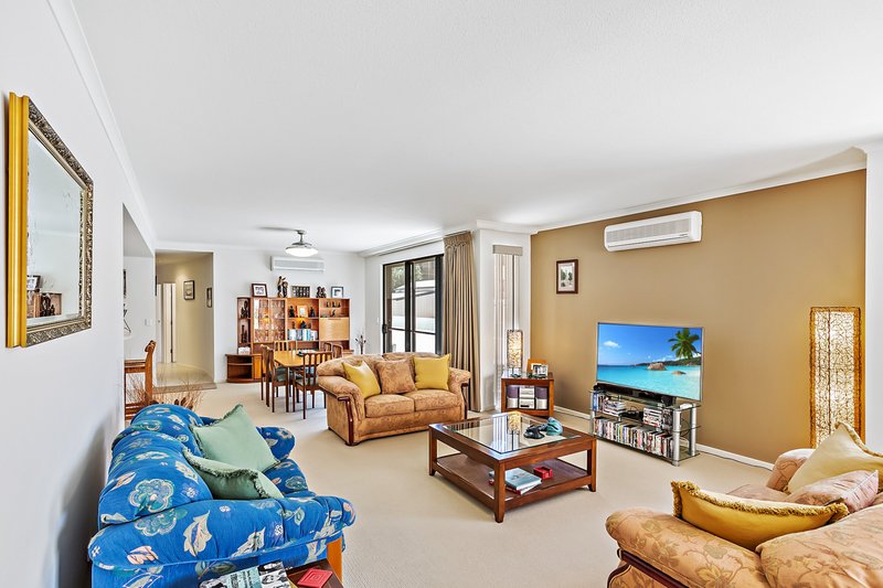 Photo - 1/71-73 Duporth Avenue, Maroochydore QLD 4558 - Image 6