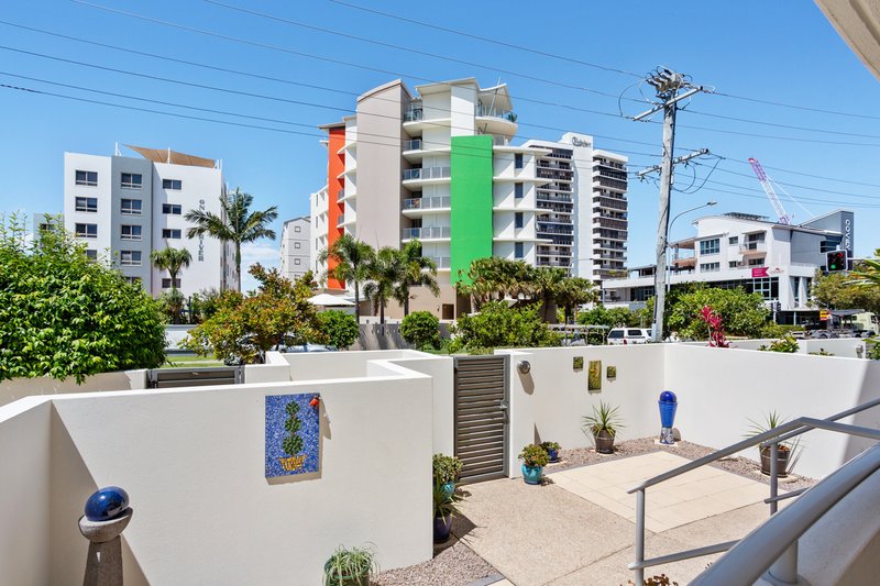 Photo - 1/71-73 Duporth Avenue, Maroochydore QLD 4558 - Image 19