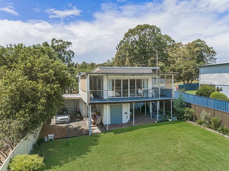 171 Bay Road, Bolton Point NSW 2283