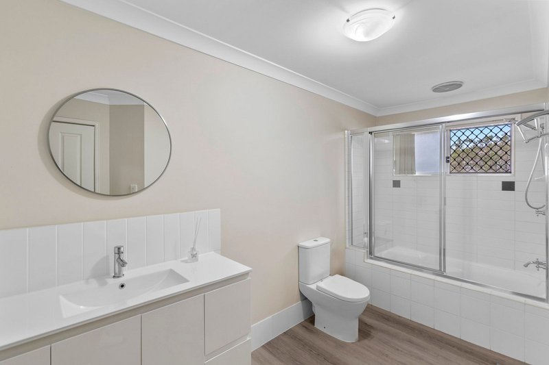 Photo - 17/1 Daintree Drive, Parkinson QLD 4115 - Image 15