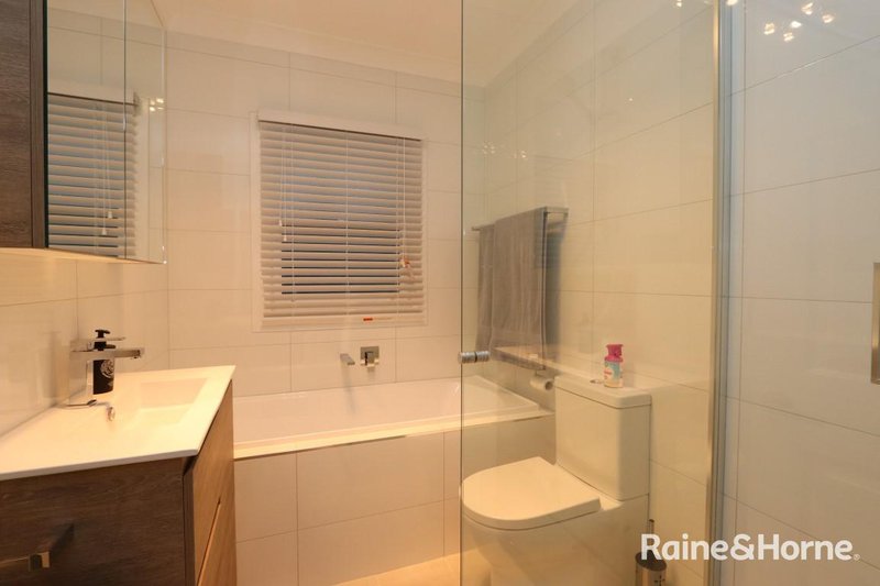 Photo - 171 Havannah Street, Bathurst NSW 2795 - Image 3