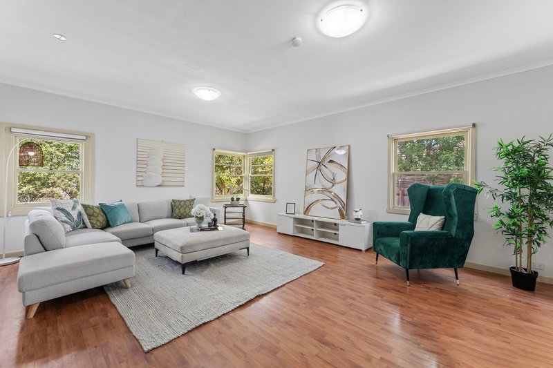 Photo - 171 Highbury Road, Burwood VIC 3125 - Image 2