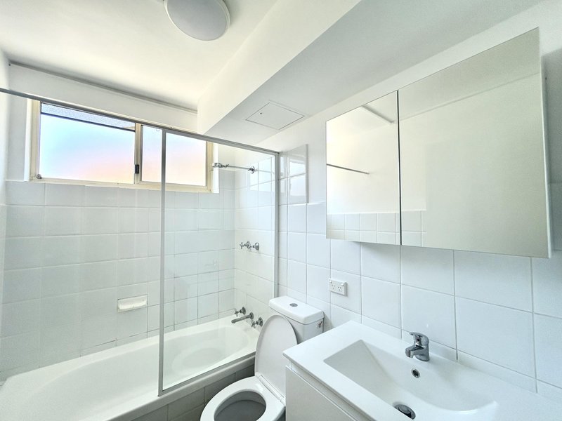 Photo - 17/1 Lismore Avenue, Dee Why NSW 2099 - Image 4