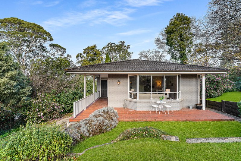 Photo - 171 Merrigang Street, Bowral NSW 2576 - Image 2