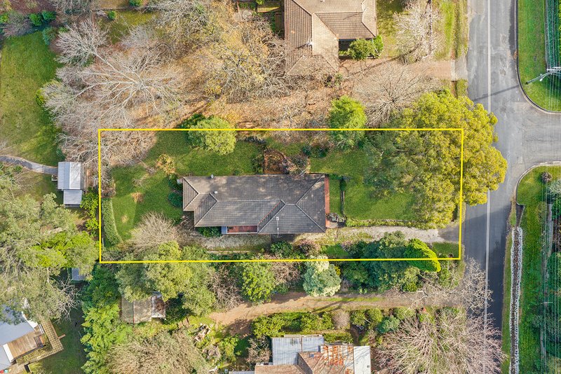 Photo - 171 Merrigang Street, Bowral NSW 2576 - Image 3