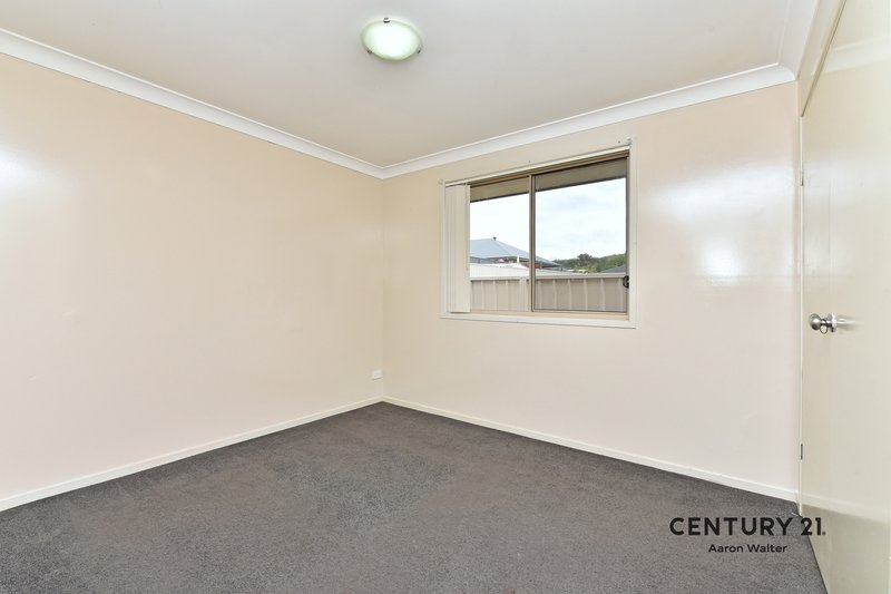 Photo - 171 Northlakes Drive, Cameron Park NSW 2285 - Image 6