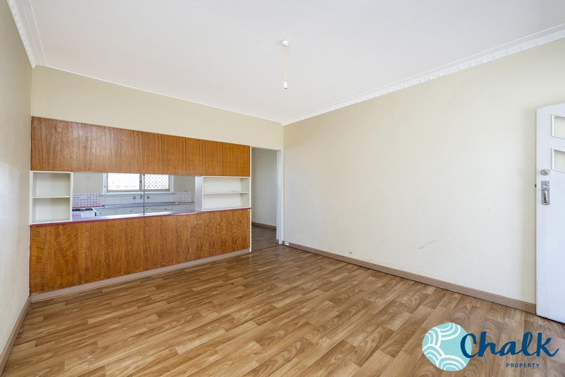 Photo - 171 Parkin Street, Rockingham WA 6168 - Image 12