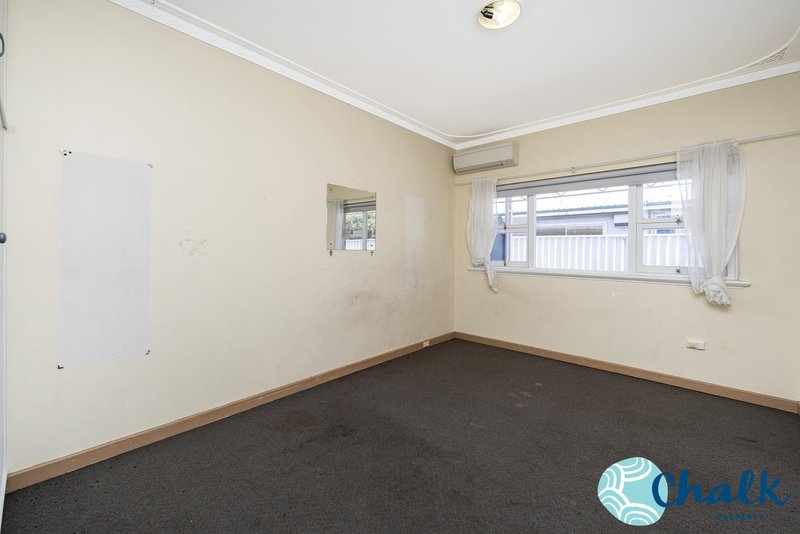 Photo - 171 Parkin Street, Rockingham WA 6168 - Image 16