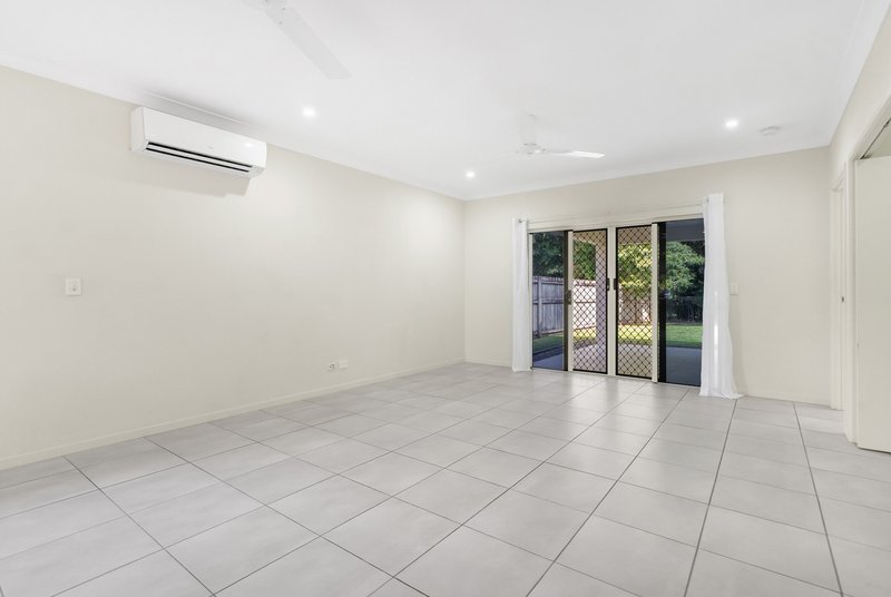 Photo - 171 Roberts Drive, Trinity Beach QLD 4879 - Image 9