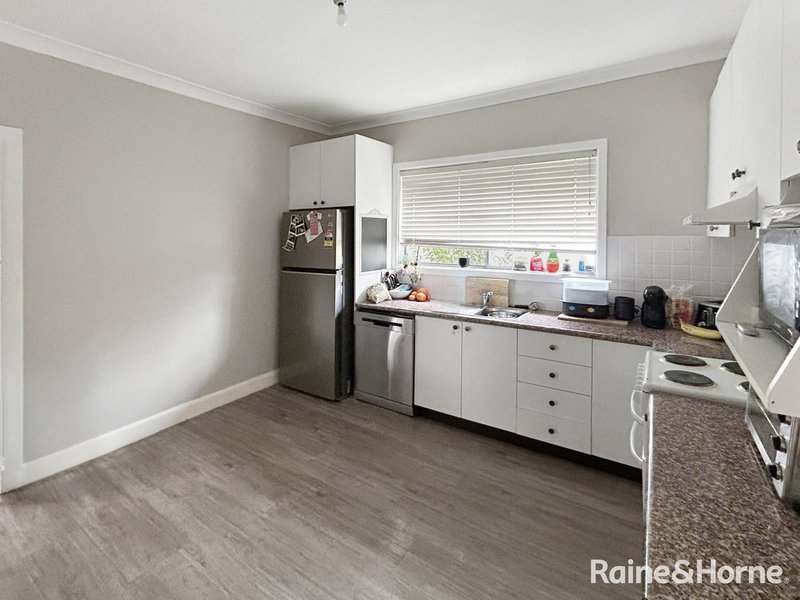 Photo - 171 William Street, Young NSW 2594 - Image 7